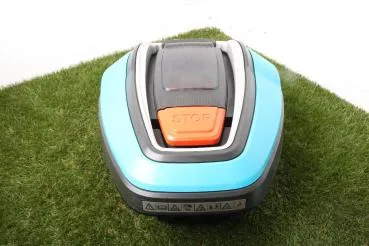 Gardena R40Li mit 1242 Betriebsstunden Rasenroboter
