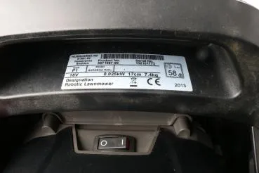 Gardena R40Li mit 759 Betriebsstunden Rasenroboter