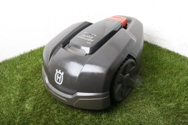 Husqvarna Automower 305 - 500m²