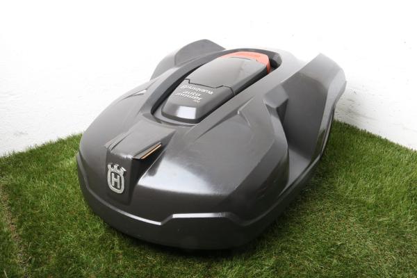 Husqvarna Automower 320 - 2200m²