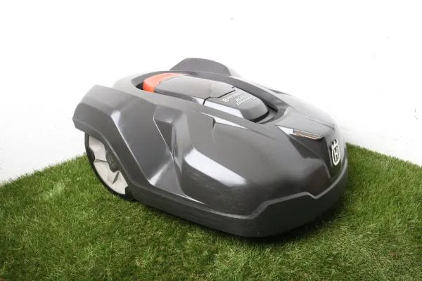 Husqvarna Automower 320 - 2200m²
